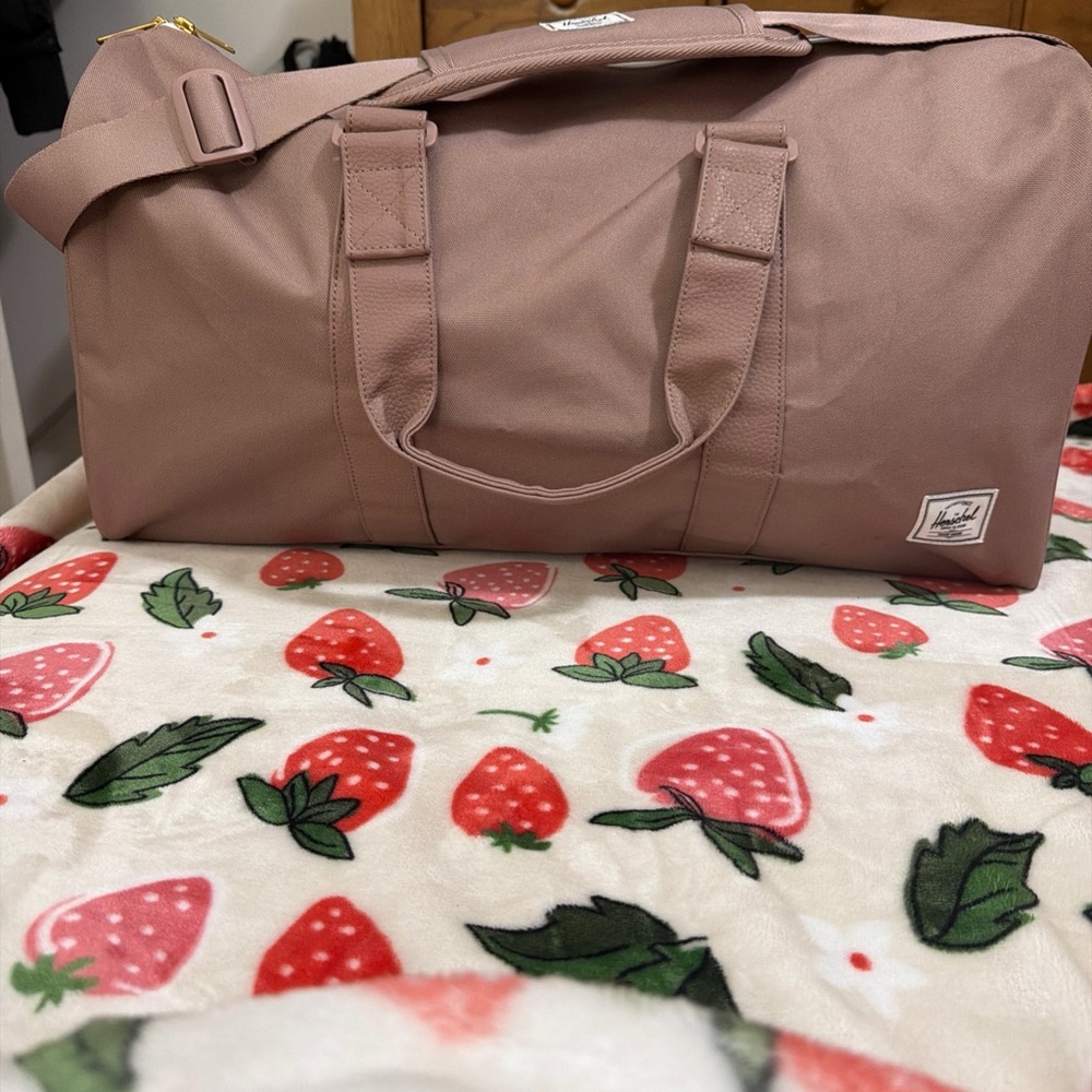 Herschel Supply Company Duffel Bag - Light Pink